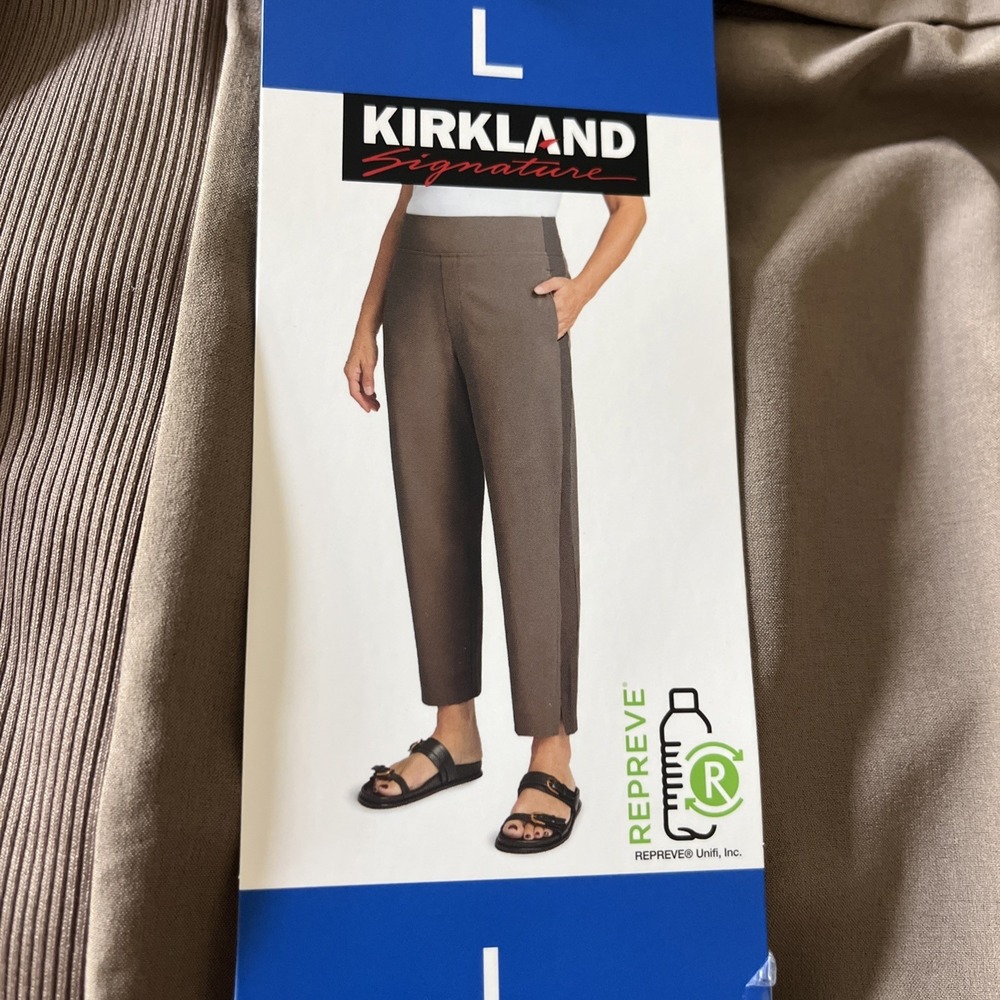 NWT Kirkland Signature Women's Travel Pant Khaki Large Pants 720